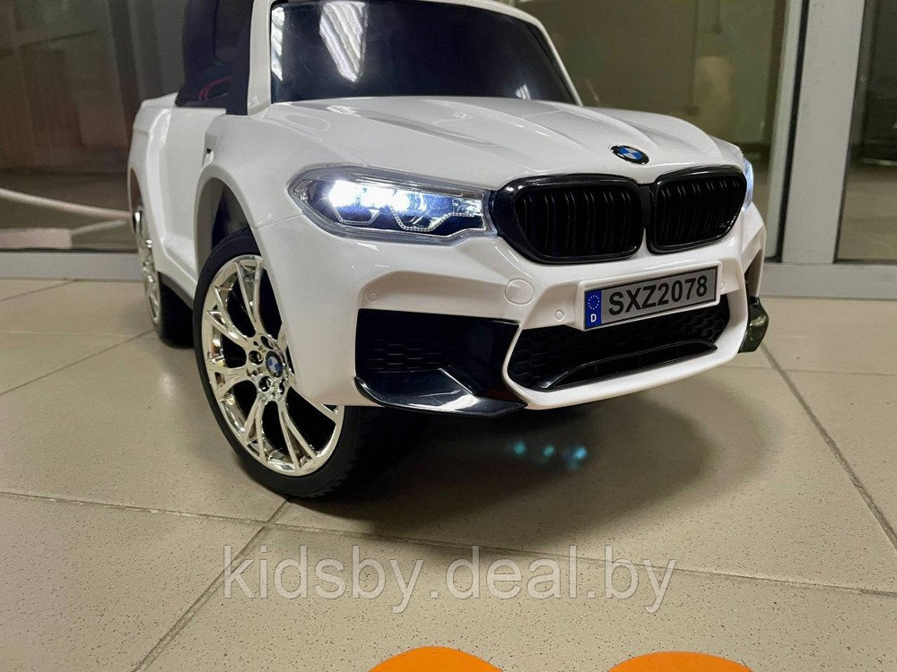 Детская машинка-каталка RiverToys BMW M5 A999MP-D (белый) Лицензия - фото 6 - id-p176687413