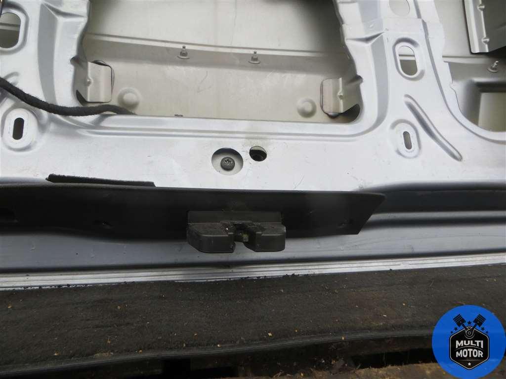Крышка багажника (дверь 3-5) OPEL ZAFIRA B (2005-2011) 1.6 i Z 16 XER - 115 Лс 2008 г. - фото 5 - id-p193239639