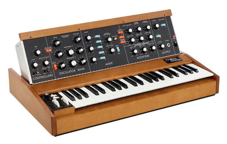 Синтезатор Moog Minimoog Model D - фото 2 - id-p193414099