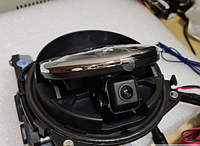 Камера заднего вида Volkswagen Golf 7 моторизированная вместо заводской эмблемы