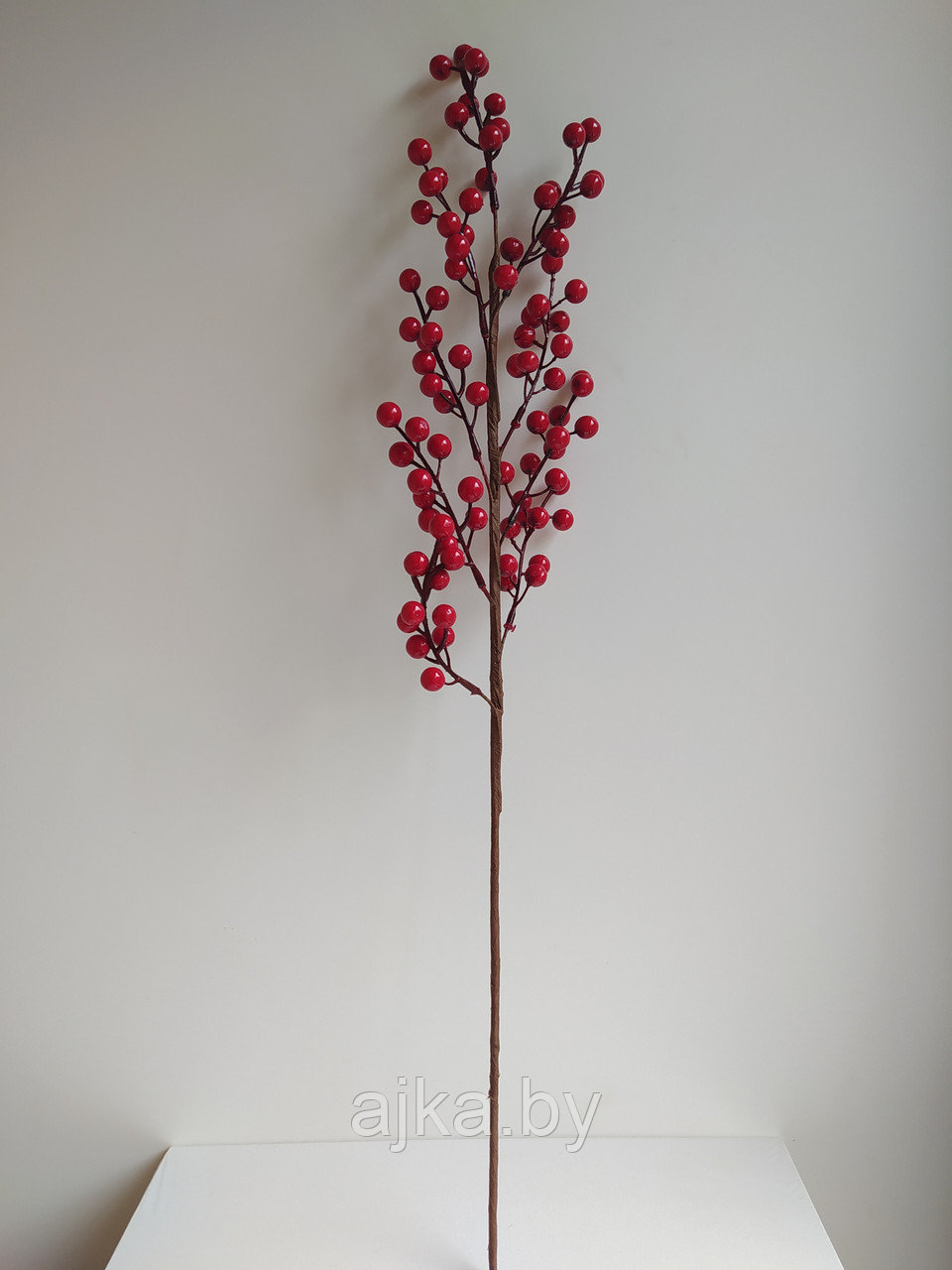 Ветка декоративная с красными ягодами 70 см - фото 3 - id-p193486784