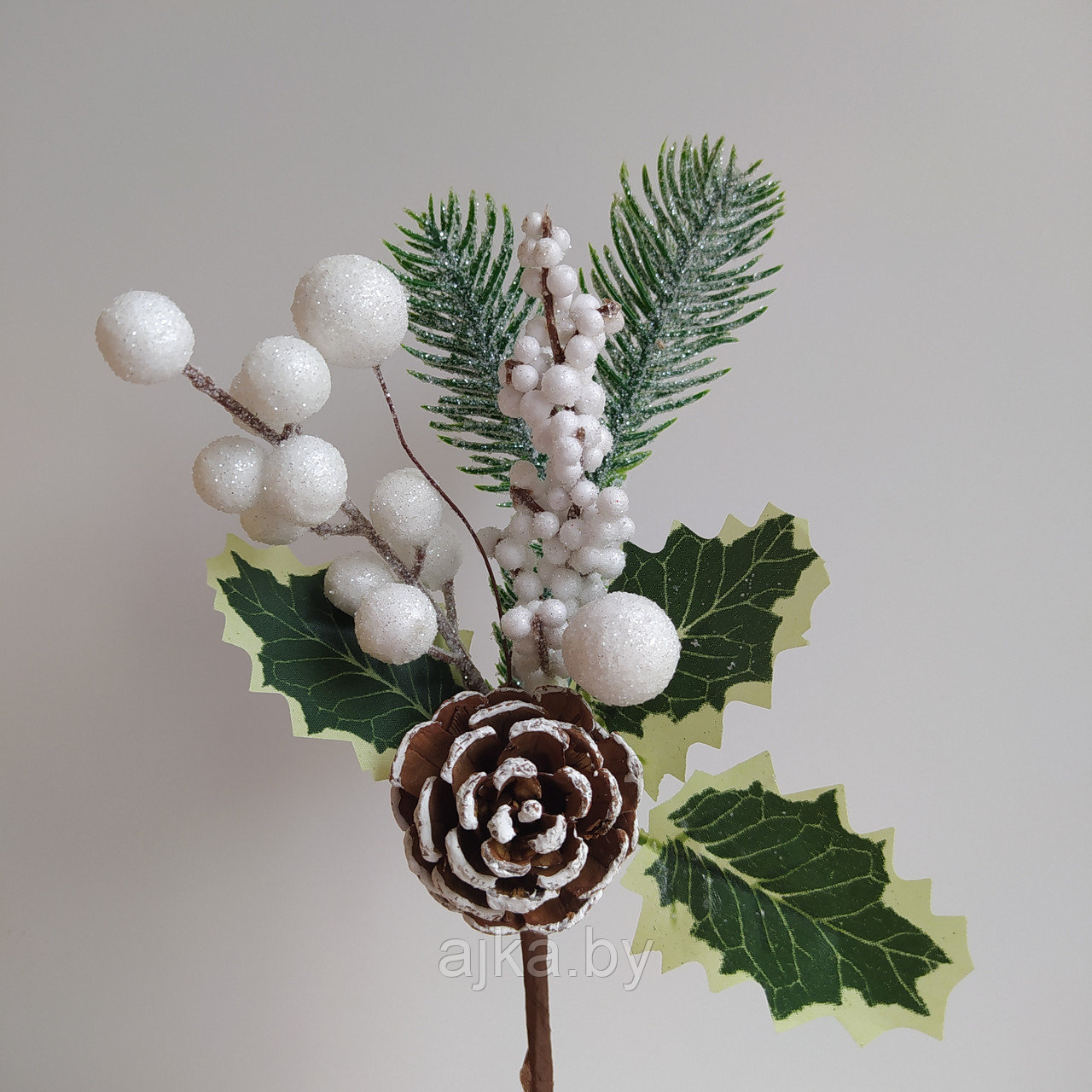 Ветка декоративная Зимняя с белыми ягодами - фото 1 - id-p193487094