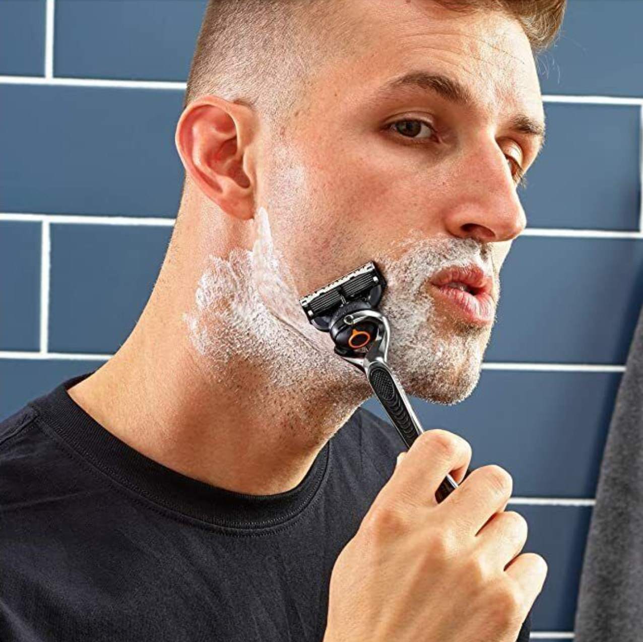 Сменные кассеты Gillette Fusion PROGLIDE ( 8 шт ) - фото 4 - id-p159351351