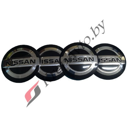 Наклейки на колпачок литого диска Nissan 64мм Чёрная (4шт)