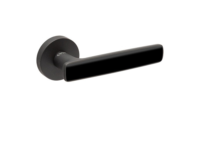 Ручки дверные CROMA SERA MP24 (AL6/AL6 черный матовый/черный) - фото 1 - id-p193663271