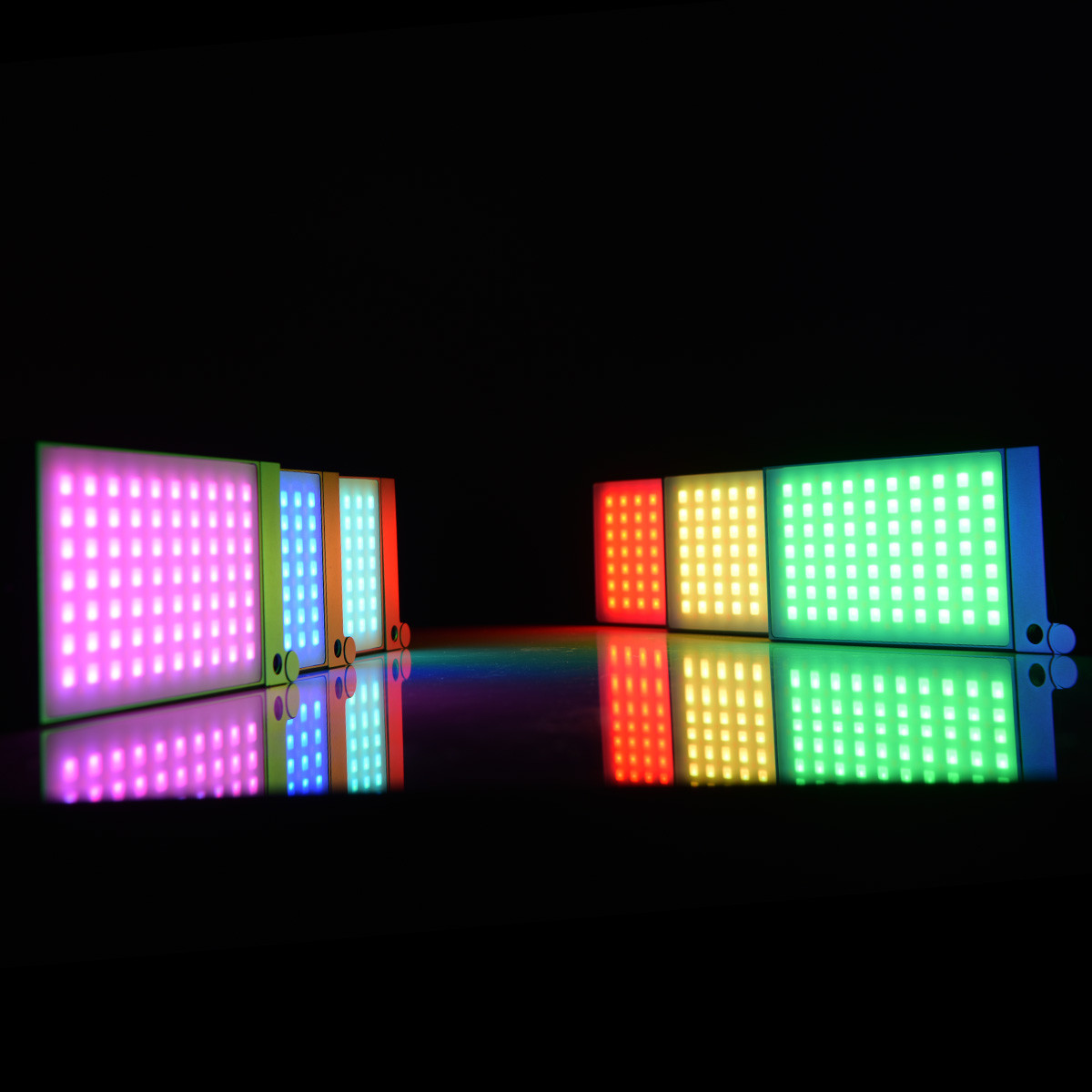 Осветитель светодиодный Godox RGB Mini Creative M1 накамерный - фото 7 - id-p193705924
