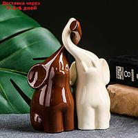 Фигура "Пара слонов" молочный+шоколад глянец 7х12х15см