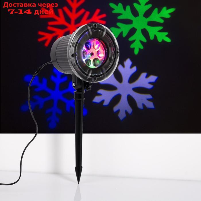 Световой прибор "Снежинки разноцветные", 9х26 см, 12V, МУЛЬТИ - фото 1 - id-p193703378