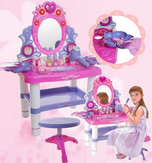 Детский игровой набор туалетный косметический столик со стульчиком трюмо Юная красавица арт.73008 Свет Звук - фото 1 - id-p193806917