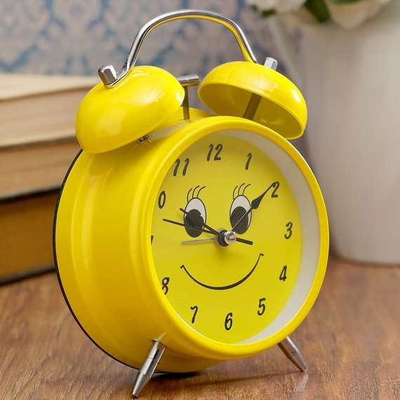Часы будильник Желтый Смайлик, D-6 см - фото 2 - id-p193918161