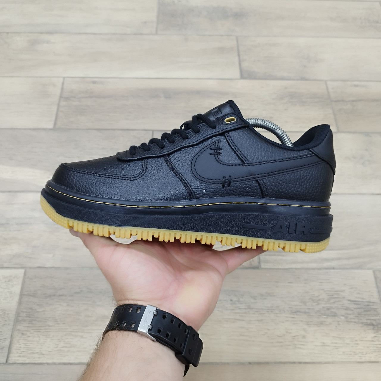 Кроссовки Nike Air Force 1 Luxe Black Gum