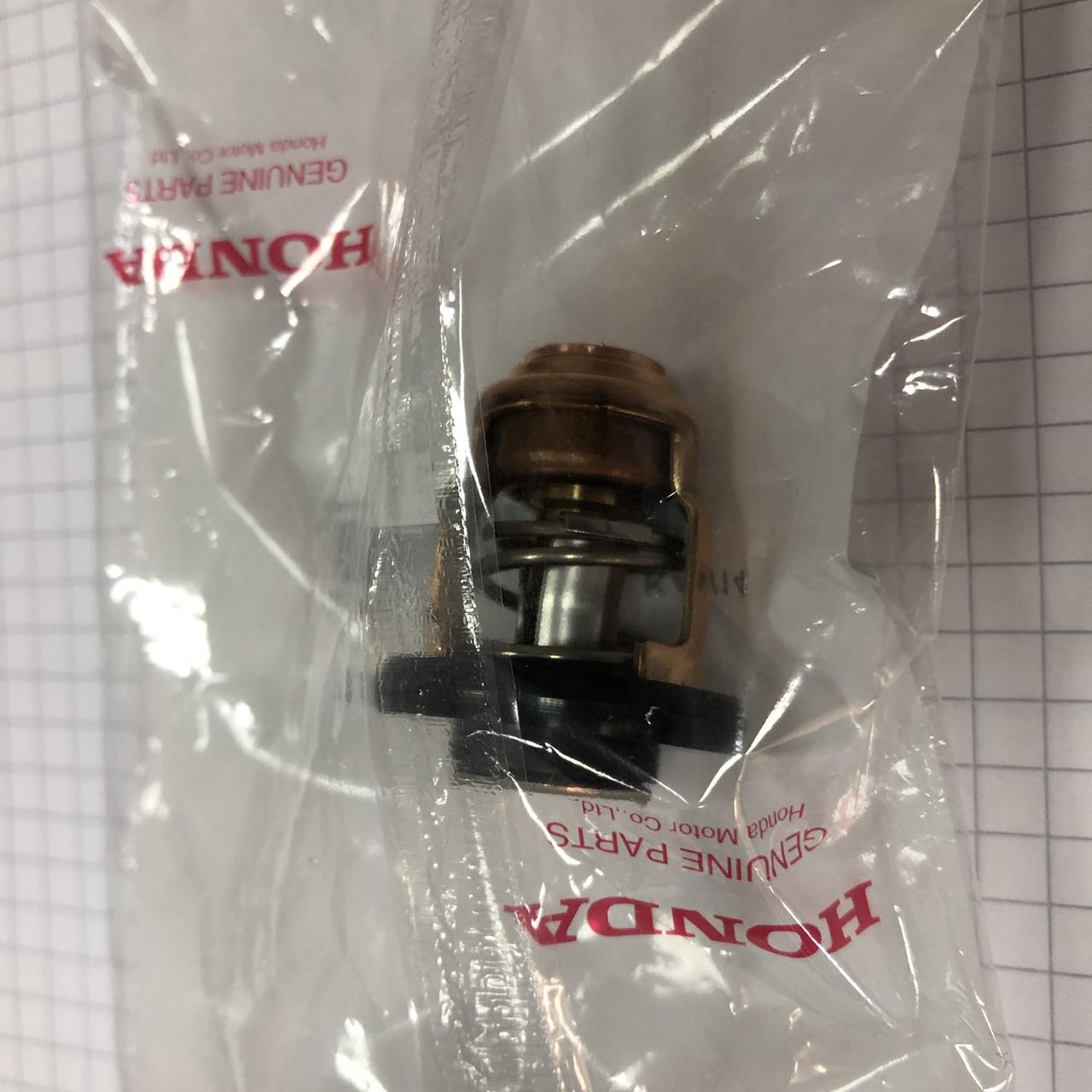 Термостат Honda BF30..40..BF 50..90..115 на 62 °C  19300-ZV5-043