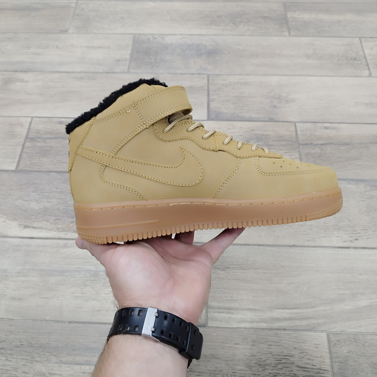 Кроссовки Nike Air Force 1 Mid 07 Flax с мехом - фото 2 - id-p169835335