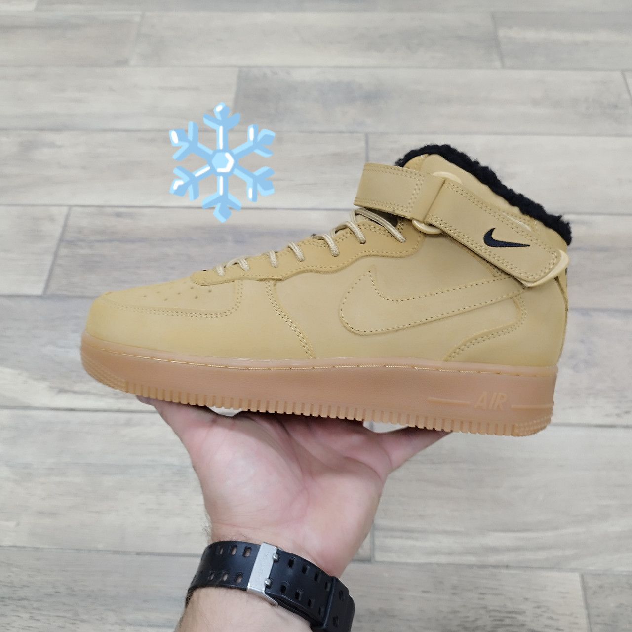 Кроссовки Nike Air Force 1 Mid 07 Flax с мехом - фото 1 - id-p169835335