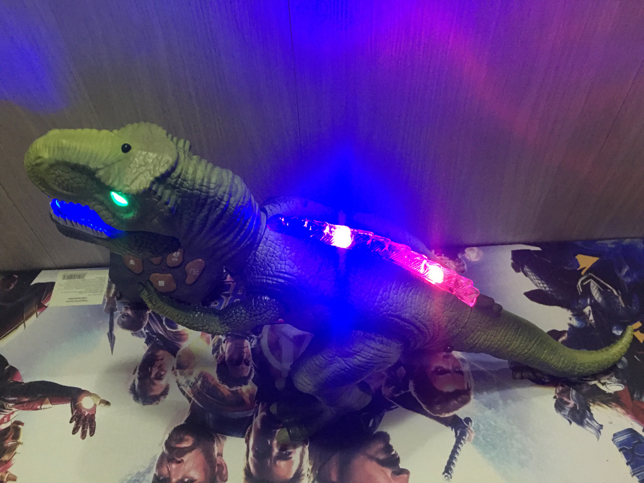 Радиоуправляемая игрушка динозавр Тираннозавр Рекс 48 см свет звук - фото 8 - id-p193860421