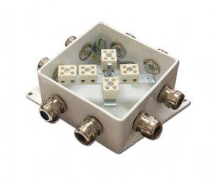 КМ-О (10к*6,0)-IP66-120х120, семь вводов