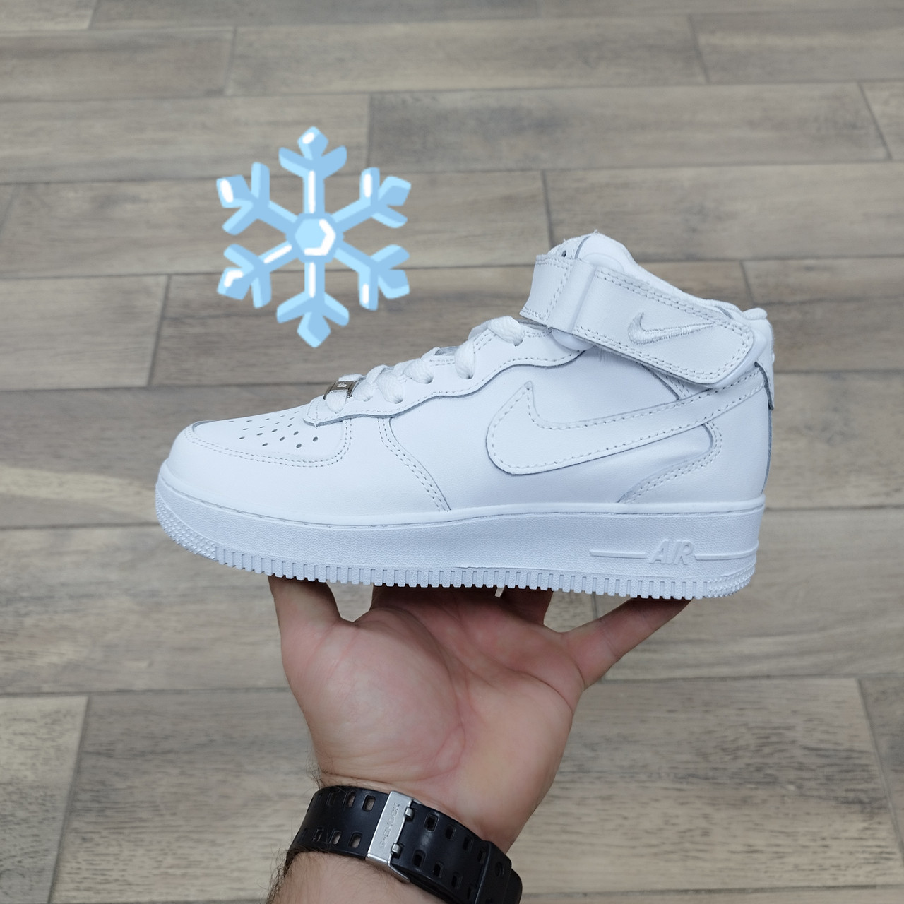 Кроссовки Nike Air Force 1 Mid All White с мехом - фото 1 - id-p33969377