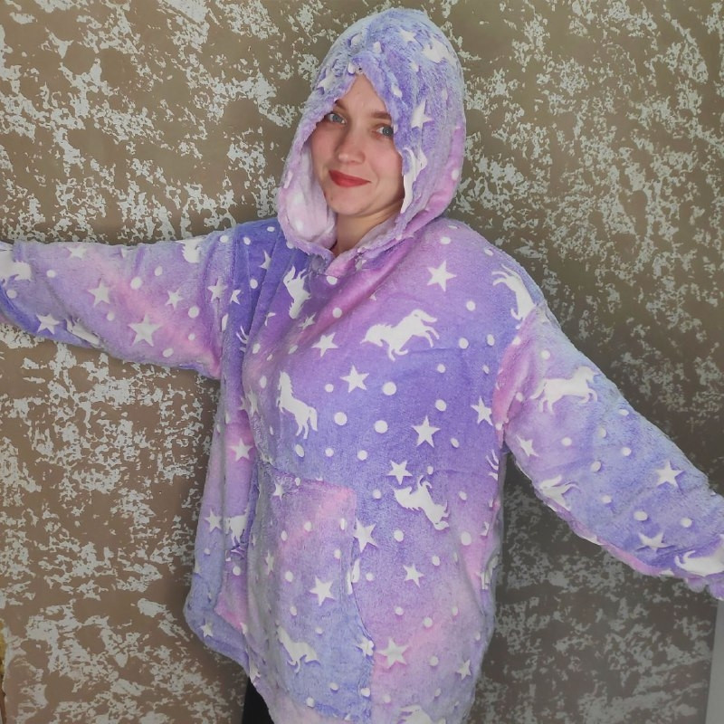 Толстовка-плед Starry Night с капюшоном утепленная для взрослых, светящаяся в темноте, оверсайз Сиреневый - фото 7 - id-p194088282