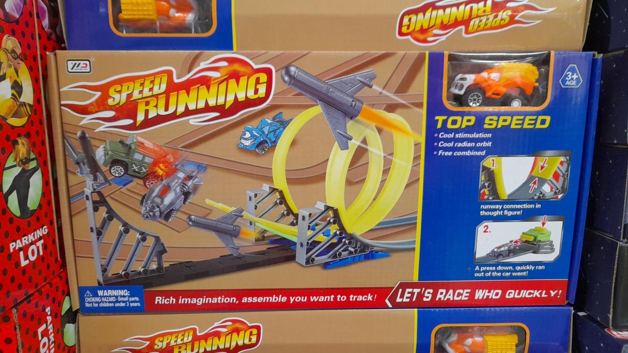 Трек Hot Wheels(Хот Вилс) -две петли Трек в наборе (арт. 678-9A)