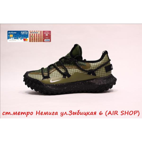 Nike ACG Mountain Fly Khaki