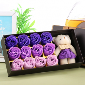 Подарочный набор 12 мыльных роз Мишка Фиолетовые оттенки - фото 1 - id-p179625374
