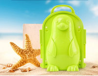 Объемная формочка 3D для песка и снега Beach Toys Салатовый Пингвин