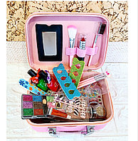 Детский набор декоративной косметики и маникюра Makeup в сумочке для девочки. Детская декоративная косметика