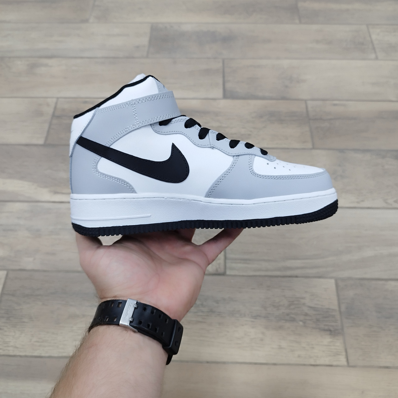 Кроссовки Nike Air Force 1 Mid Gray White Black с мехом - фото 2 - id-p194637014