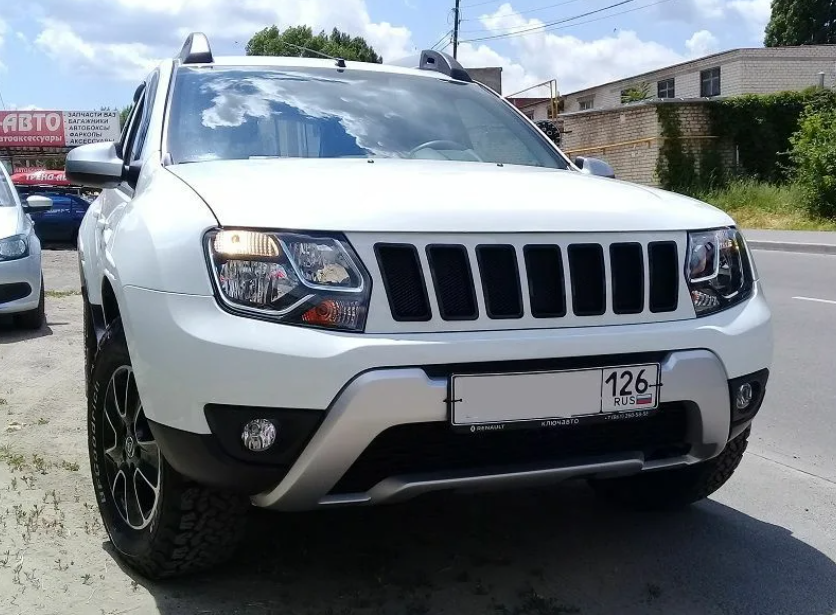 Решетка радиатора Renault Duster 2011-2020 Cherokee Style, ABS-пластик, под покраску - фото 4 - id-p94921477