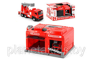 Игровой набор "Гараж пожарная служба" (машинка, рация, свет, звук), паркинг clm-551