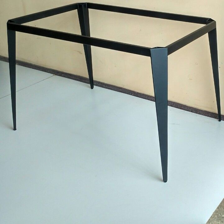 Стол кухонный на металлокаркасе серии "К-3" из постформинга, массива дуба или ЛДСП с выбором размера и цвета - фото 5 - id-p195487683
