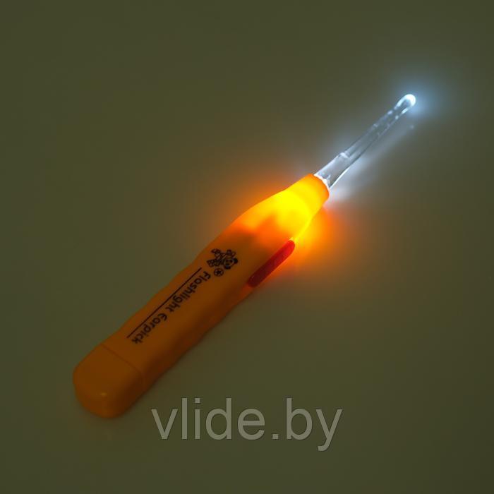 Палочка для чистки ушей Luazon LES-03, LED-подсветка, 3 насадки, от батареек (в комплекте) - фото 2 - id-p195615495