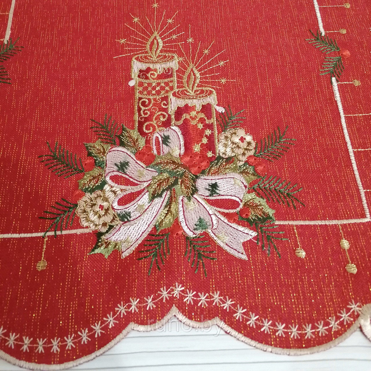 На скатерть салфетка новогодняя льняная вышитая декоративная с вышивкой  "Новый Год"  40*40 см