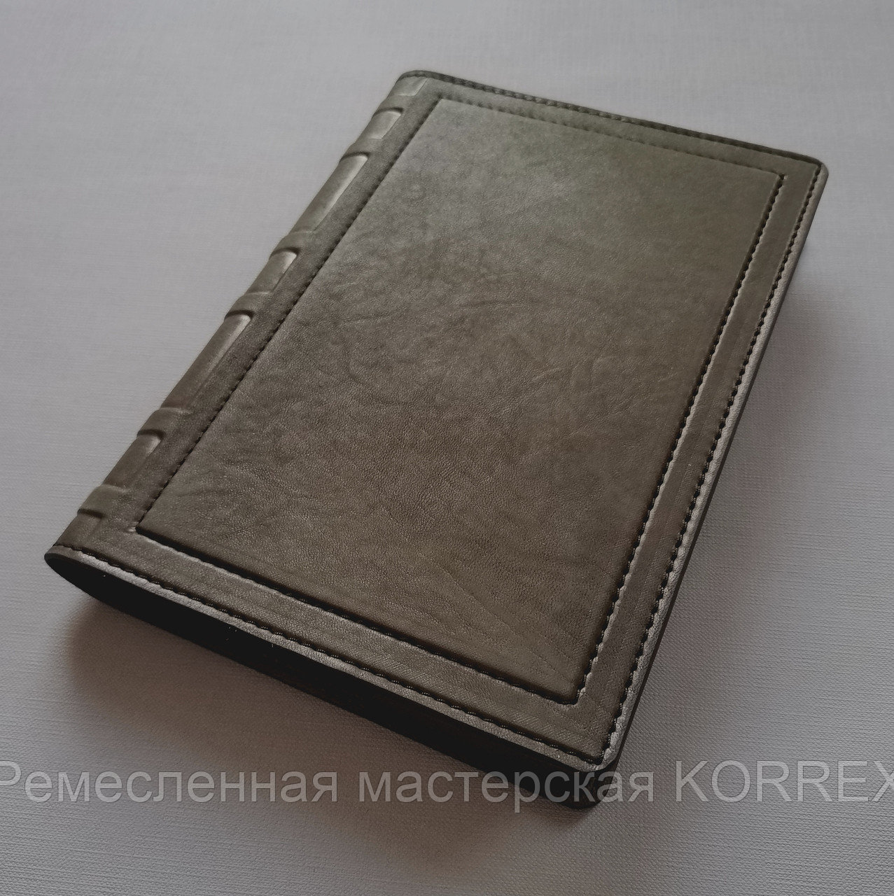 Съемная кожаная обложка на ежедневник ф-та А5 (зеленый) Арт. 4-219