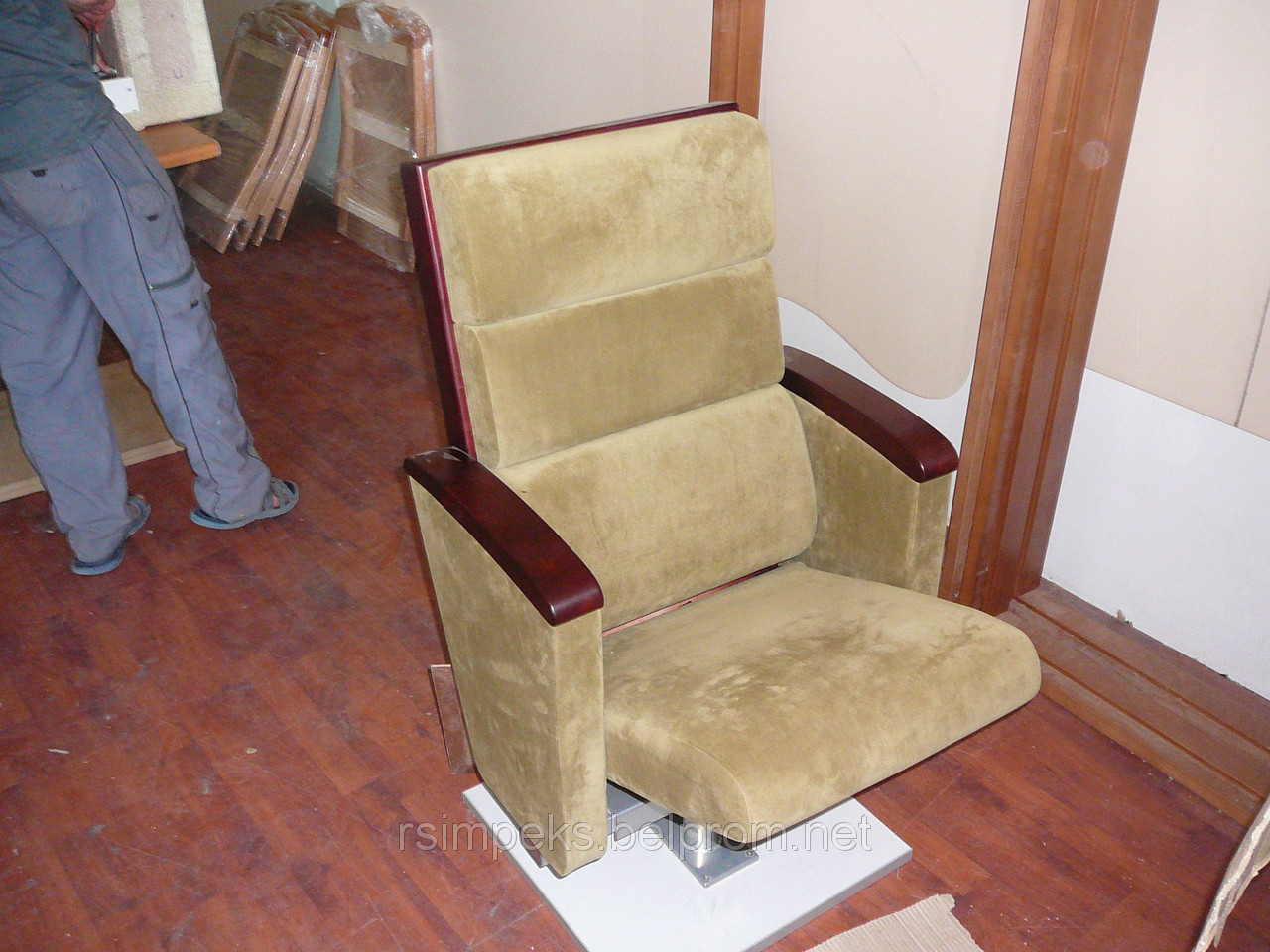 Кресло для вип залов - фото 3 - id-p5917541