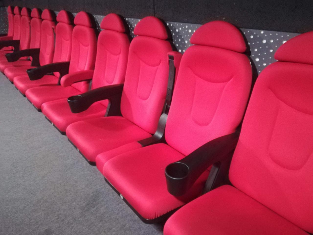 Кресло для кинотеатра Love seat -места для поцелуев