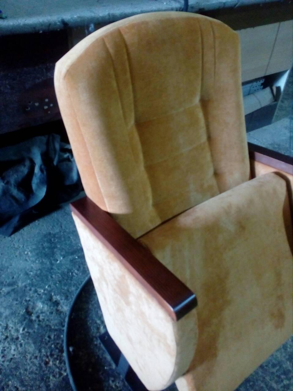 Кресло для зала М3