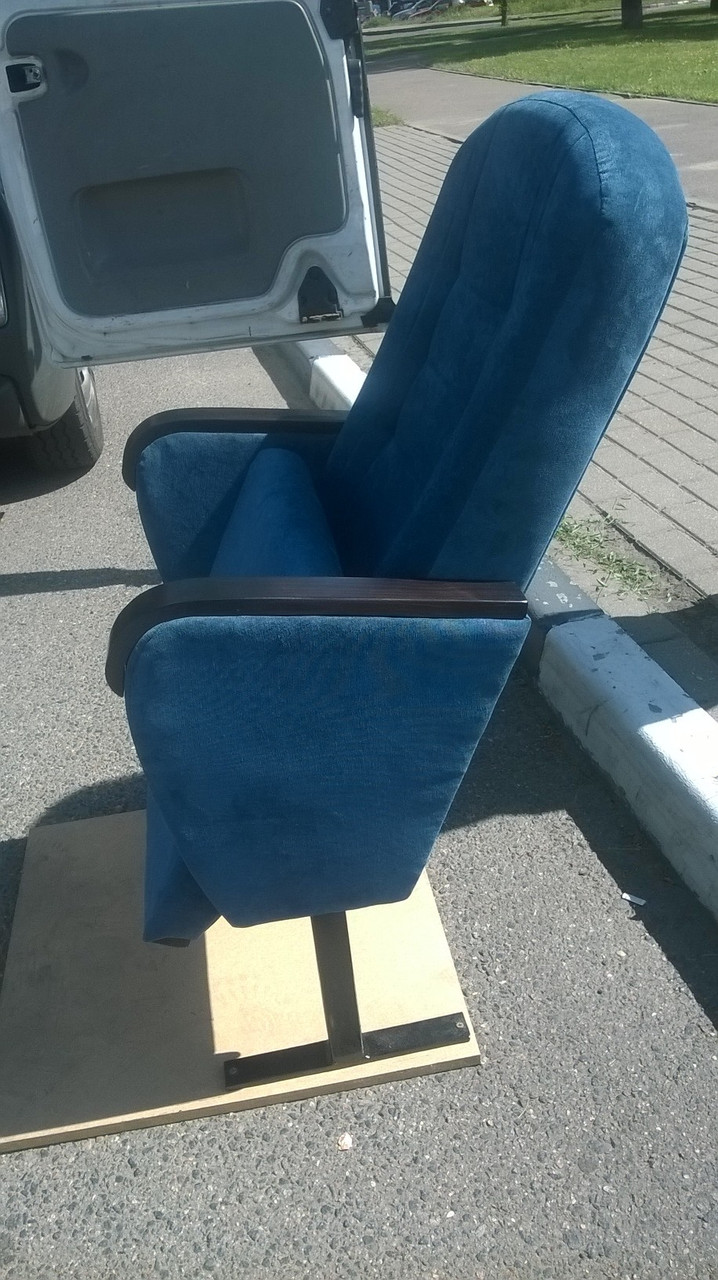 Кресло для зала с обкладкой на спинке - фото 5 - id-p196493316