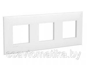 Рамка ARTLEBEDEV белое облако Avanti 6 модулей (4400906) - фото 1 - id-p196575848