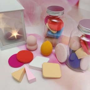 Многофункциональный набор спонжей для макияжа в пластиковом боксе (цвет Микс), 9 штук. - фото 1 - id-p181587598