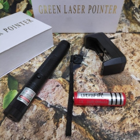 Лазерная указка Green Laser Pointer 303 с ключом SD-Lazer 303, черный корпус - фото 1 - id-p181597544