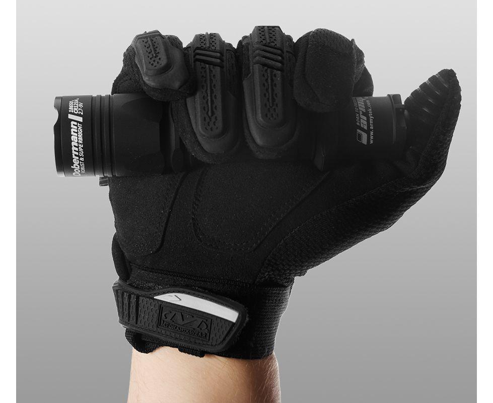 Фонарь Armytek Dobermann XP-L (холодный)