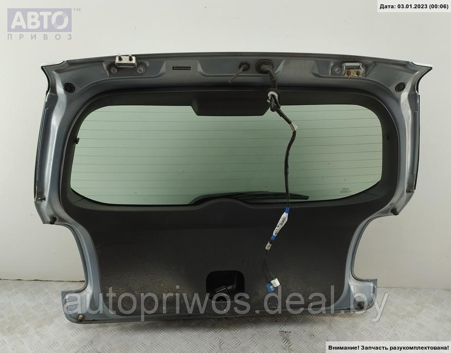 Крышка багажника (дверь задняя) Toyota Auris - фото 2 - id-p176874677