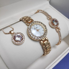 Подарочный комплект Dior (Часы, кулон, браслет) Золото