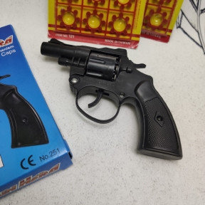 Пистолет с пистонами Gap Gun Herd / Super Cap Gun No.8248Е