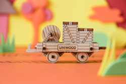 Миниатюрный деревянный конструктор Uniwood "Платформа" Сборка без клея, 32 детали
