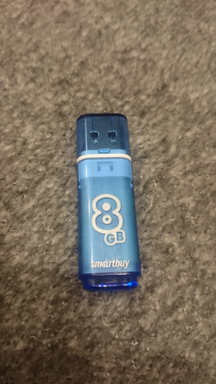 Флешка SmartBuy Glossy 8GB USB 2.0 (голубая) - фото 6 - id-p196962001