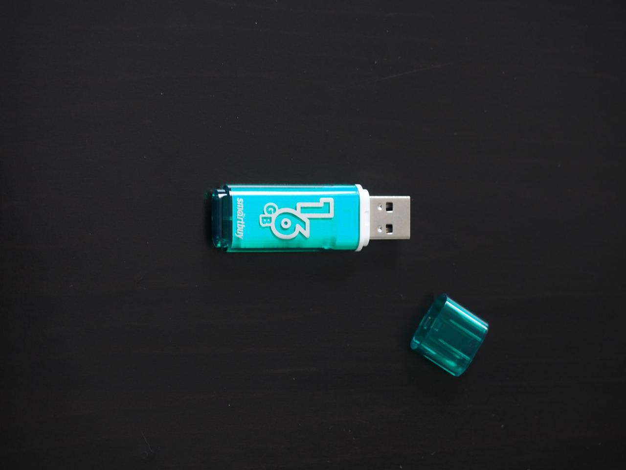 Флешка SmartBuy Glossy 16GB USB 2.0 (зеленый) - фото 6 - id-p196962005