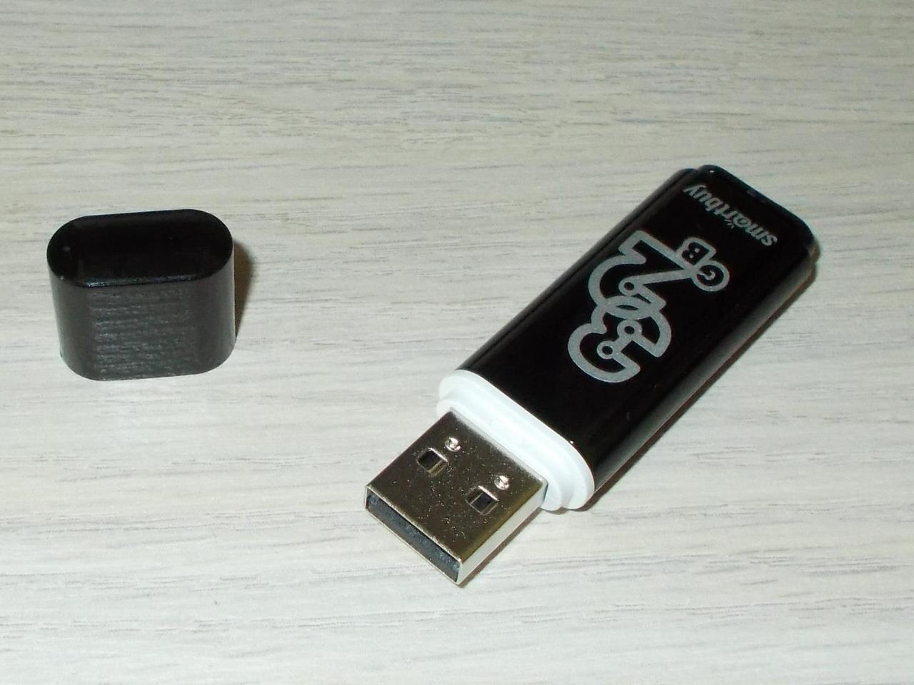 Флешка SmartBuy Glossy 32GB USB 2.0 (черный) - фото 4 - id-p196962011