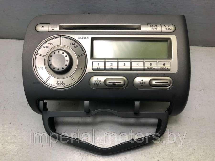 Магнитола (аудио система) Honda Jazz 1 - фото 1 - id-p197053352